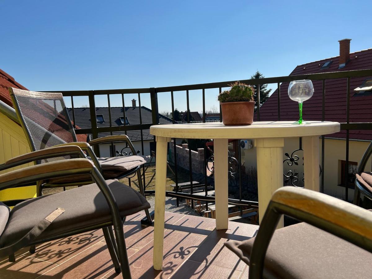 Csikos Apartman Денешдиаш Экстерьер фото