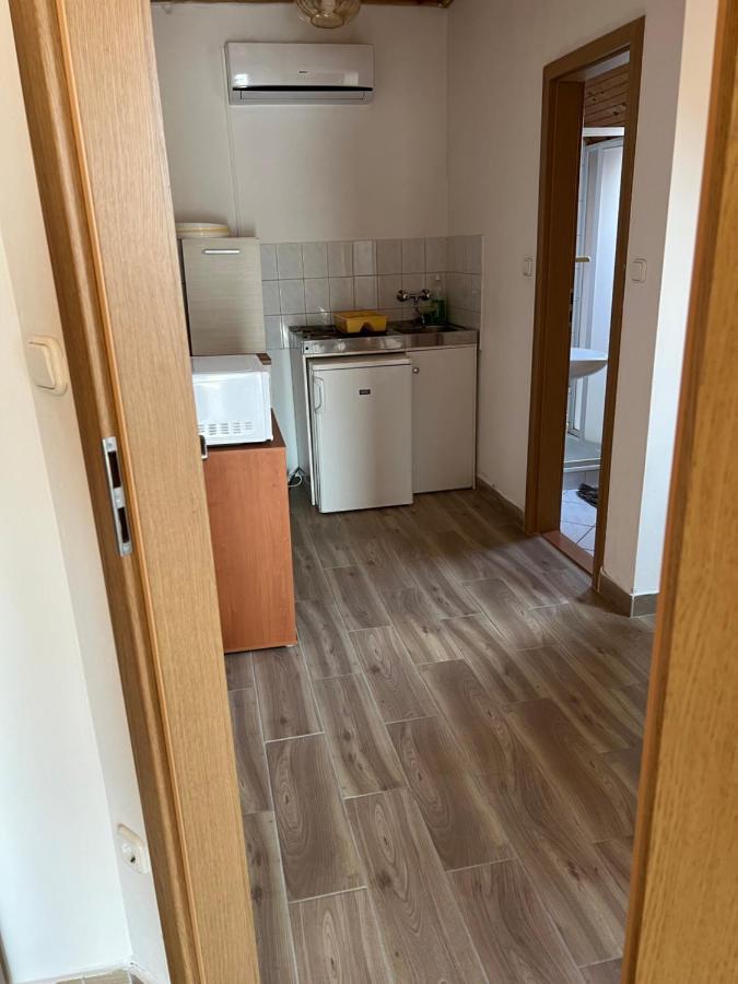 Csikos Apartman Денешдиаш Экстерьер фото