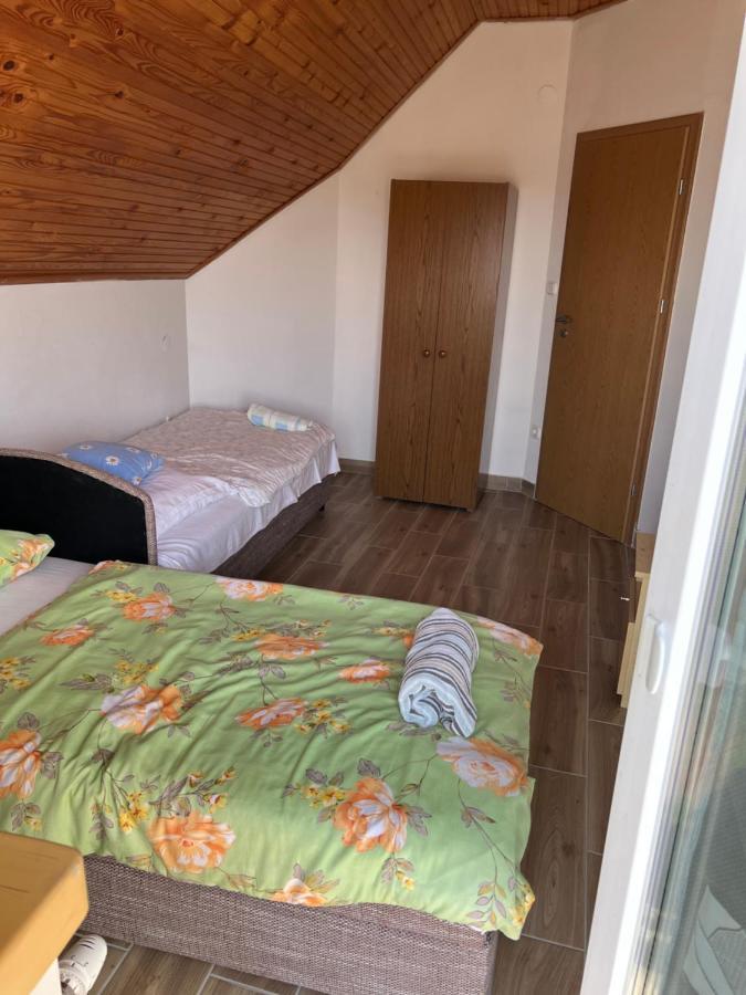 Csikos Apartman Денешдиаш Экстерьер фото
