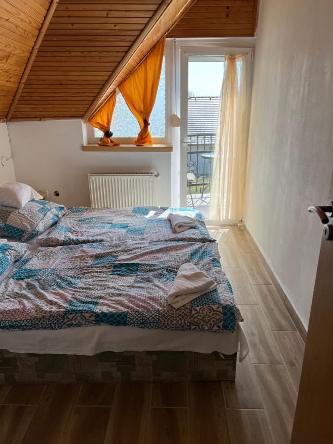 Csikos Apartman Денешдиаш Экстерьер фото